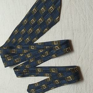 100% silk Z Inc Men's tie. Blue, Black & Gold